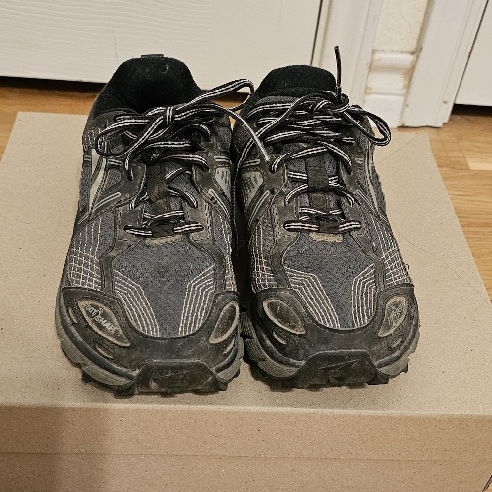 Altra Lone Peak 3.5 Trail Running Shoes in Womens size 7